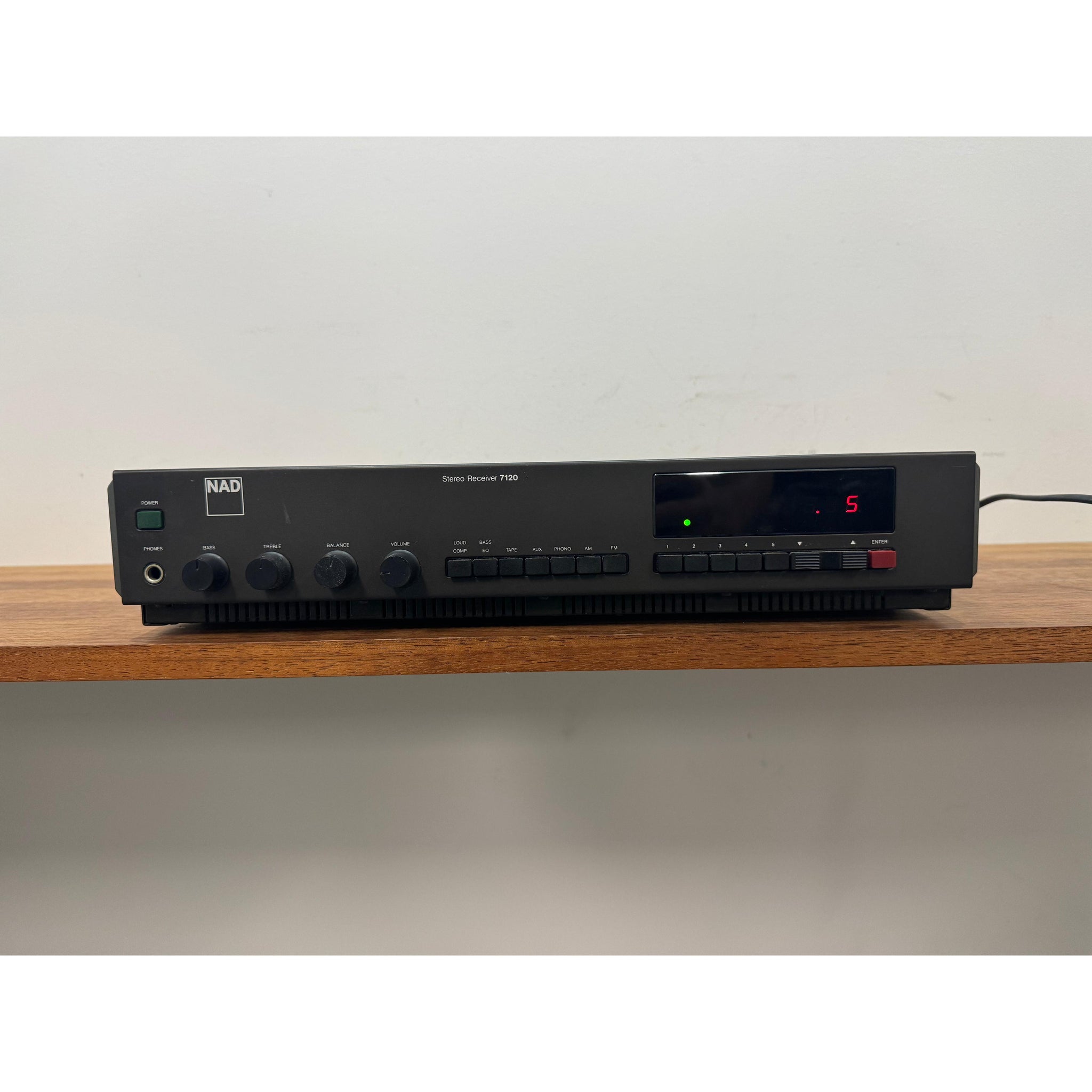 NAD 7120 Stereo Receiver - Pre Loved