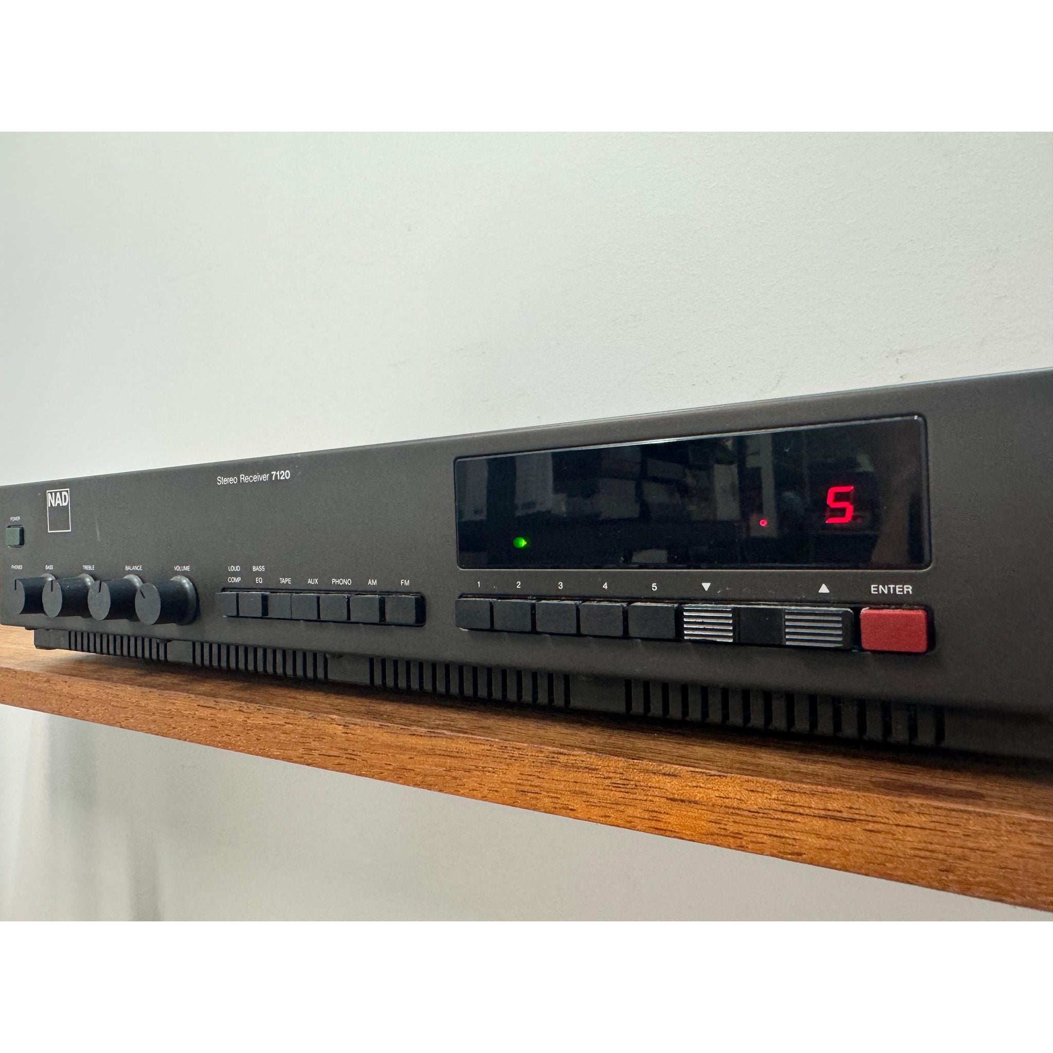 NAD 7120 Stereo Receiver - Pre Loved