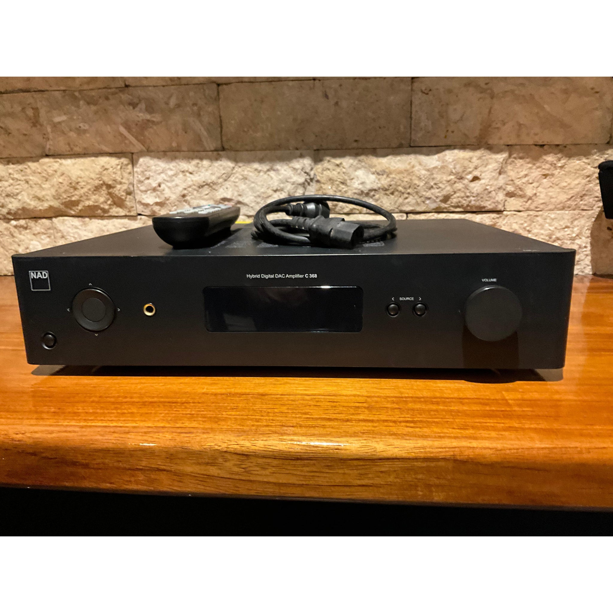 NAD C368 BS Integrated amplifier with Bluos streaming, Pre loved