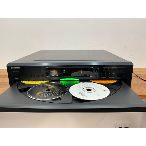 Onkyo 6 Disc CD Player DXC 390 black , pre loved great condition
