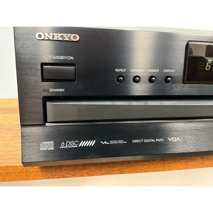 Onkyo 6 Disc CD Player DXC 390 black , pre loved great condition
