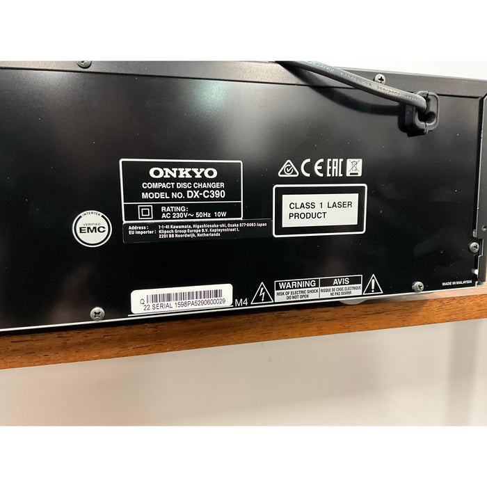 Onkyo 6 Disc CD Player DXC 390 black , pre loved great condition