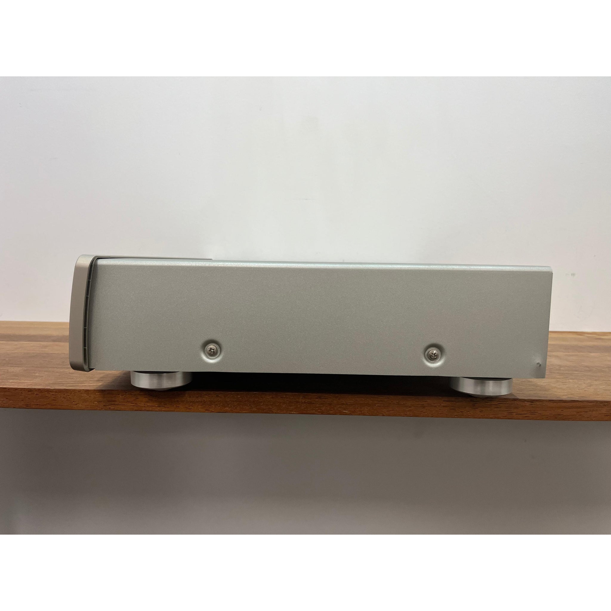 Parasound Halo P3 2-Channel Preamplifier – Silver - Pre Loved
