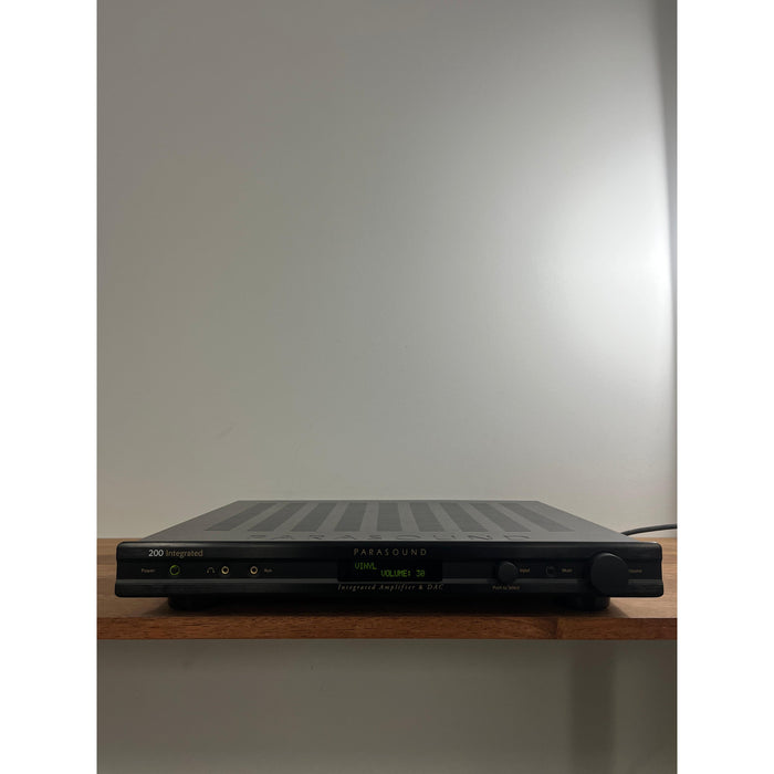 Parasound Newclassic 200 intergrated amplifier - Pre Loved