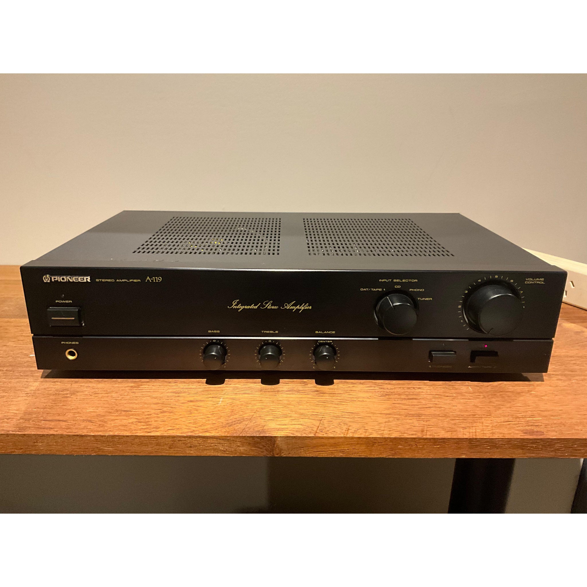 Pioneer A119 integrated stereo amplifier, black finish, Pre Loved