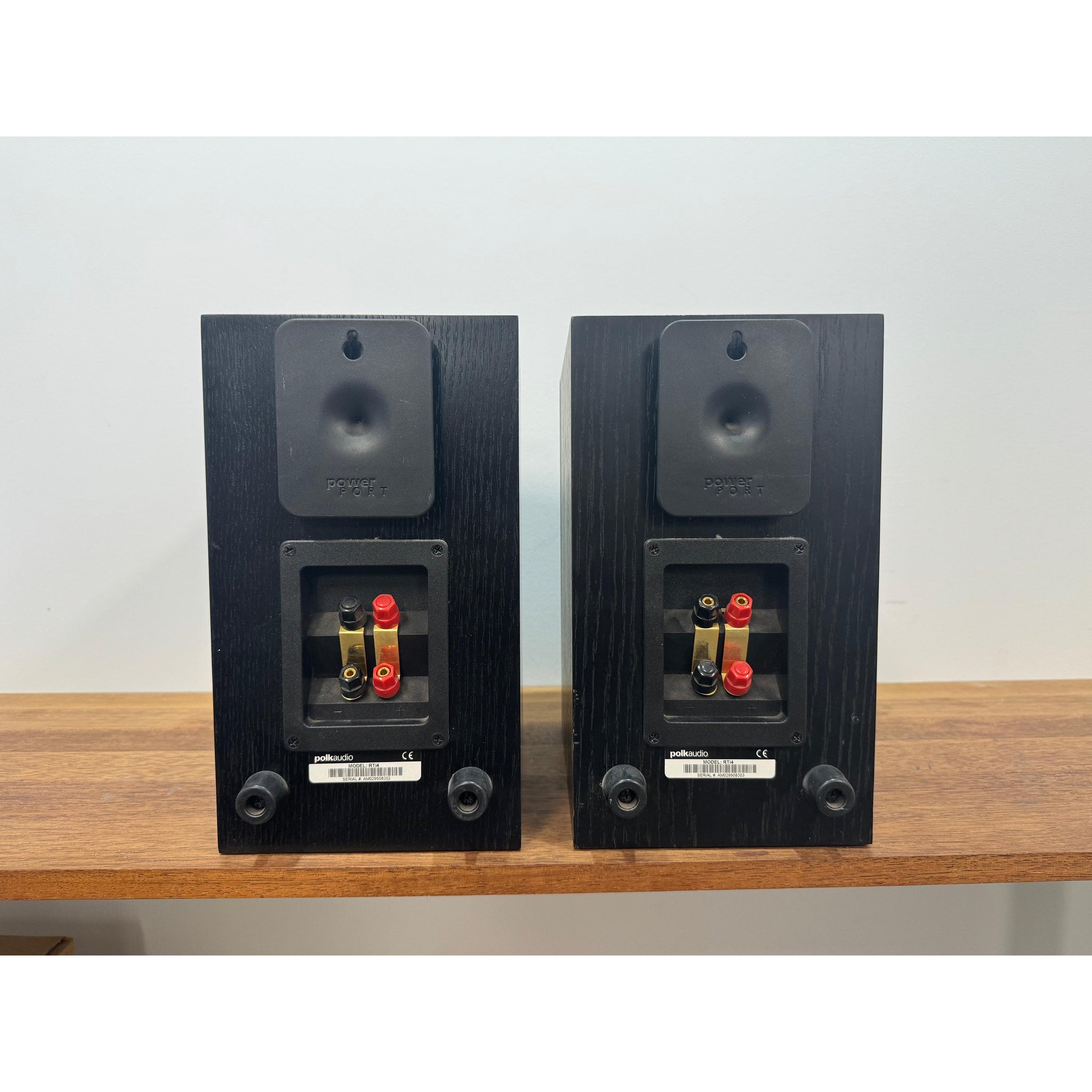 Polk Audio RTi4 Bookshelf Speakers - Pre Loved