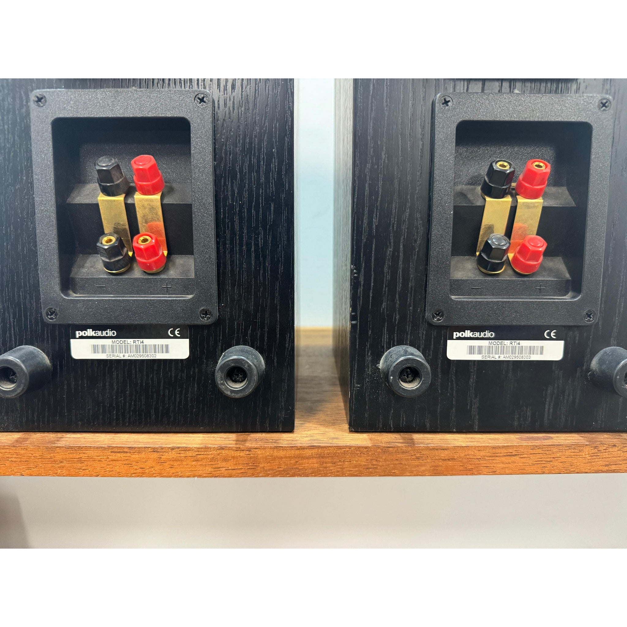Polk Audio RTi4 Bookshelf Speakers - Pre Loved