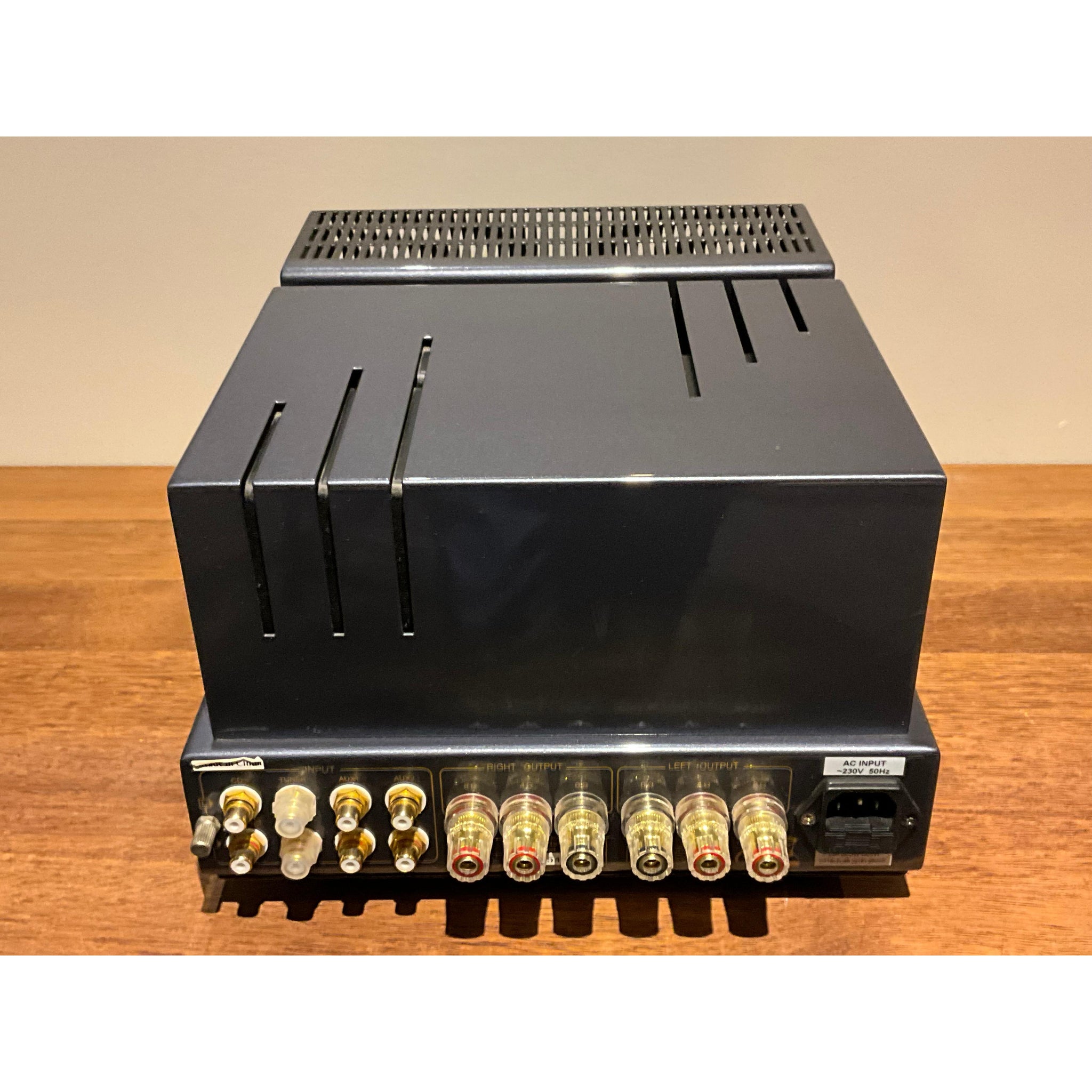 Prima Luna Prologue Classic Integrated Tube Valve Amplifier, Pre Loved
