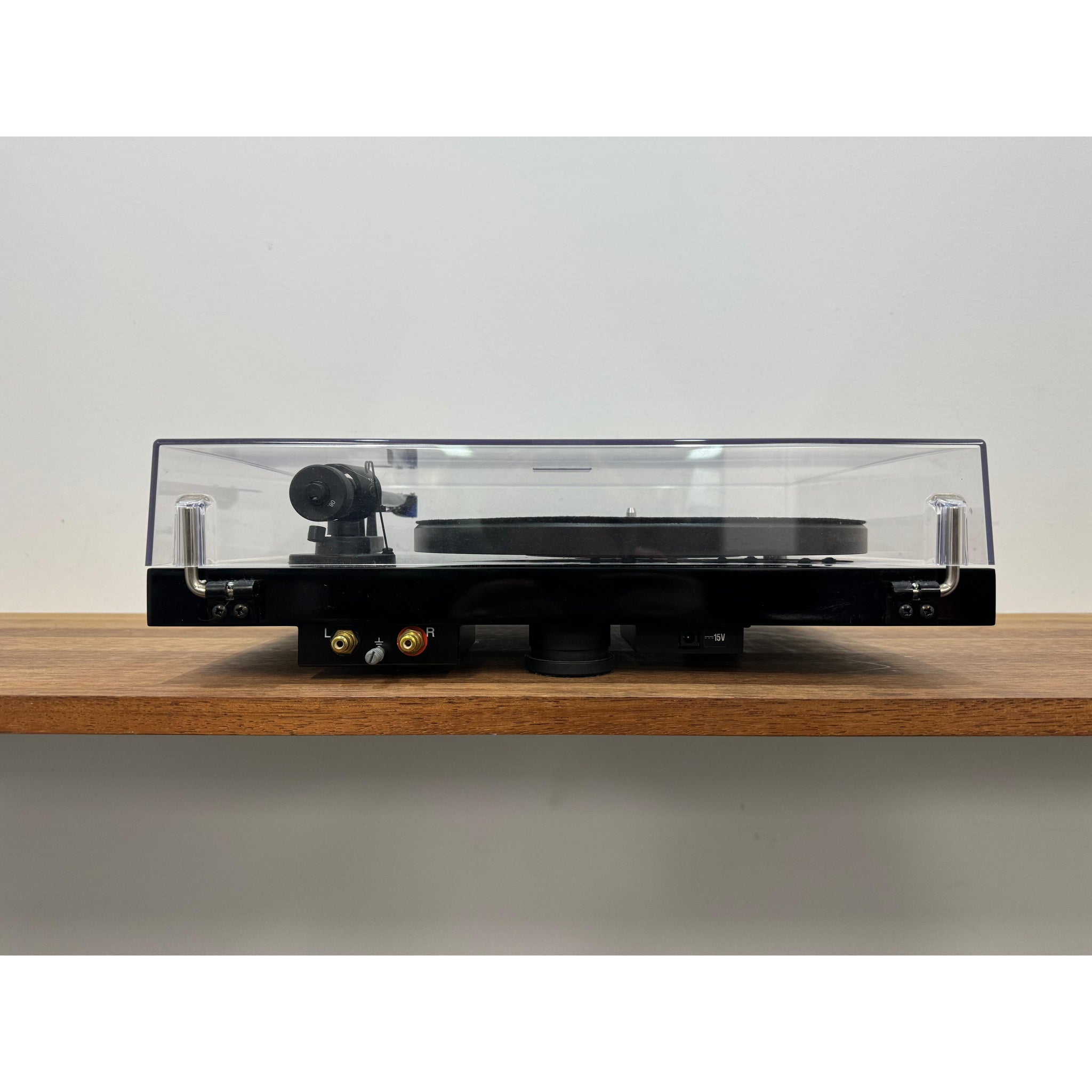 Pro-Ject Debut Carbon Evo with 2M Blue Cartridge - Pre Loved