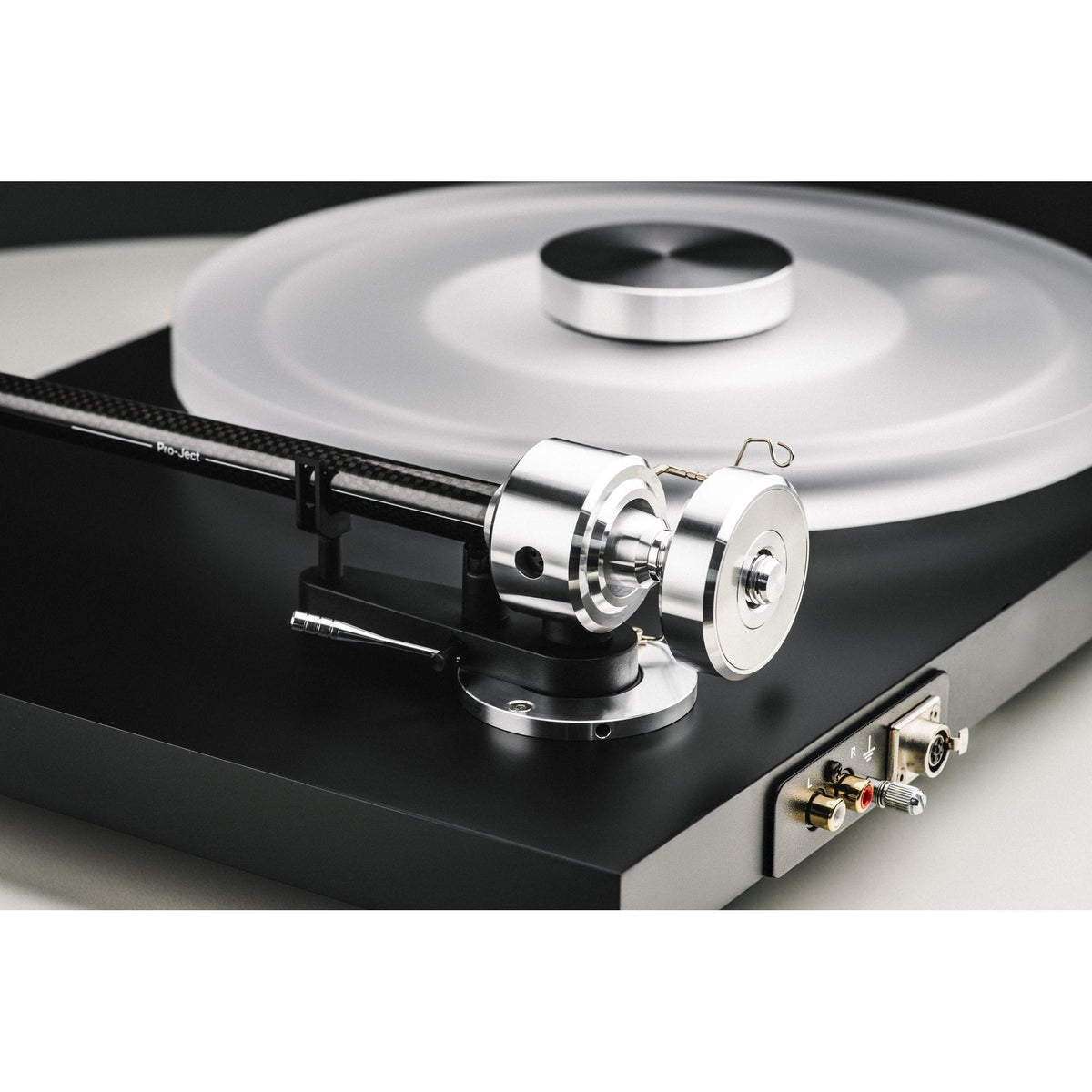 Pro-Ject - Debut Reference 10 - Turntable with Pick it PRO B Balanced Cartridge