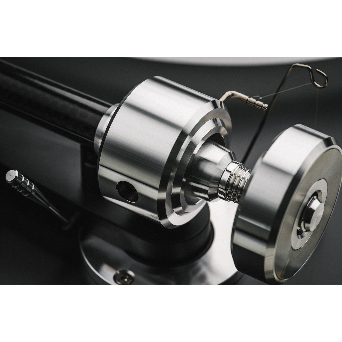 Pro-Ject - Debut Reference 10 - Turntable with Pick it PRO B Balanced Cartridge