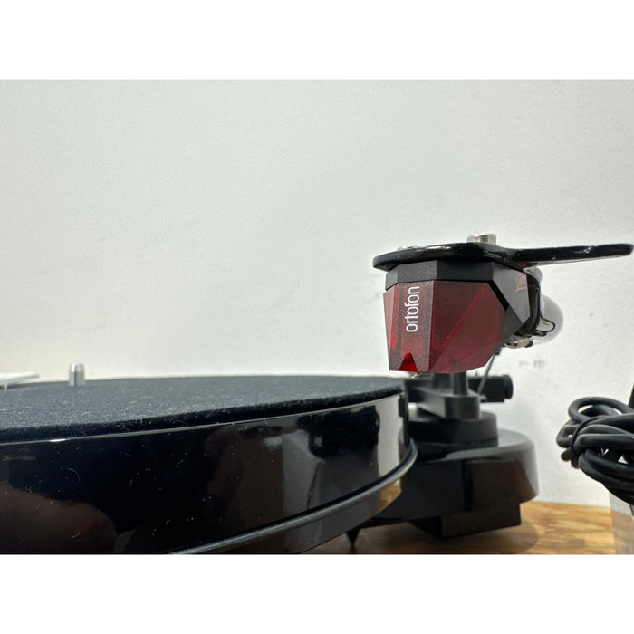 Pro-Ject RPM 1 Carbon Turntable - Pre Loved