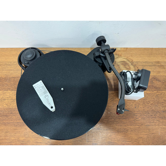 Pro-Ject RPM 1 Carbon Turntable - Pre Loved