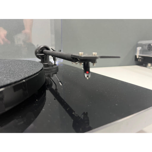 Pro-Ject RPM 1, Gloss Black, Pre loved