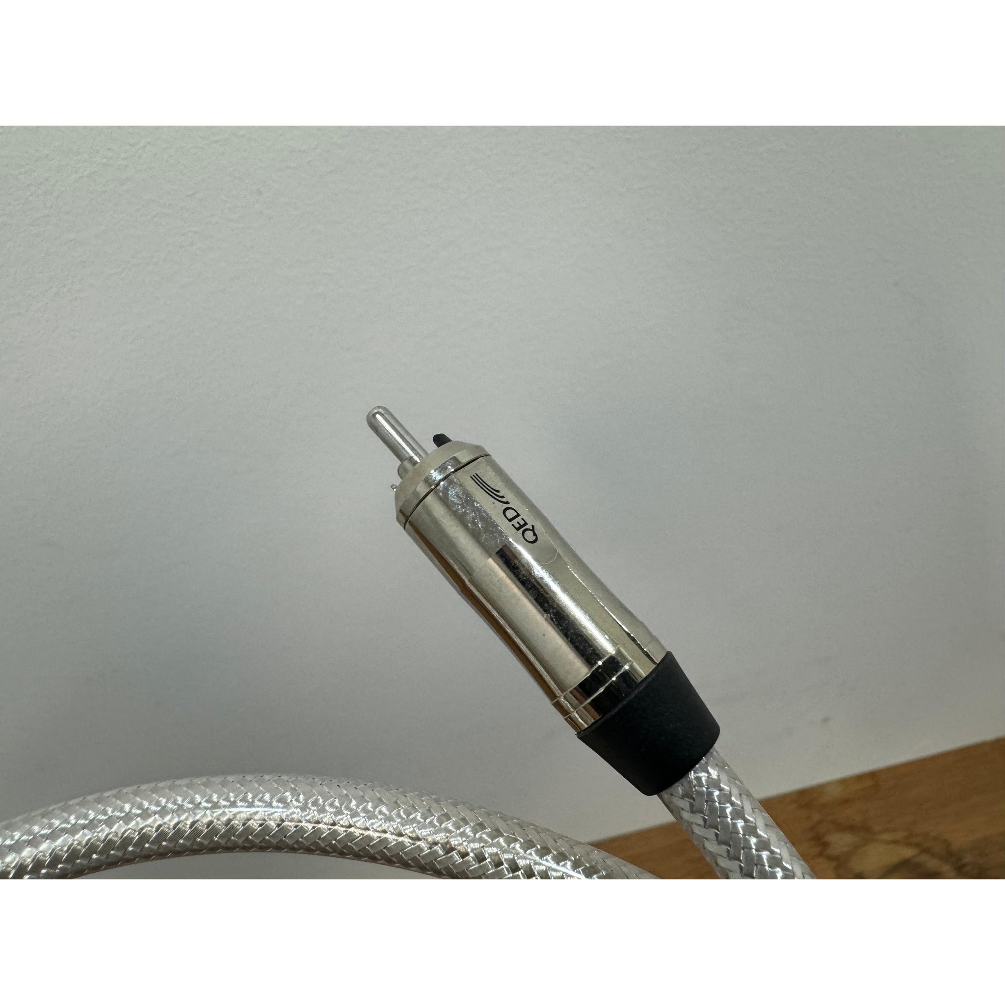 QED Signature Audio 40 RCA to RCA Cable .6 mtr pair - Pre Loved