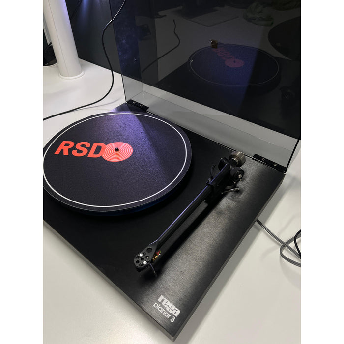 REGA Planar 3 black - Pre Loved