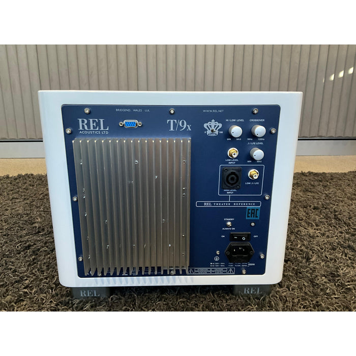 REL T9X white Subwoofer - Pre Loved but suit new buyer