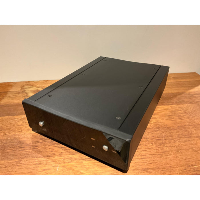 Rega Aria Phono pre amplifier, black, pre loved