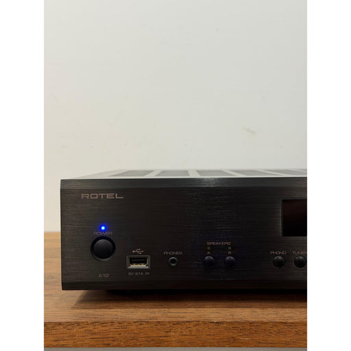 Rotel RA-12 BLK - Pre Loved