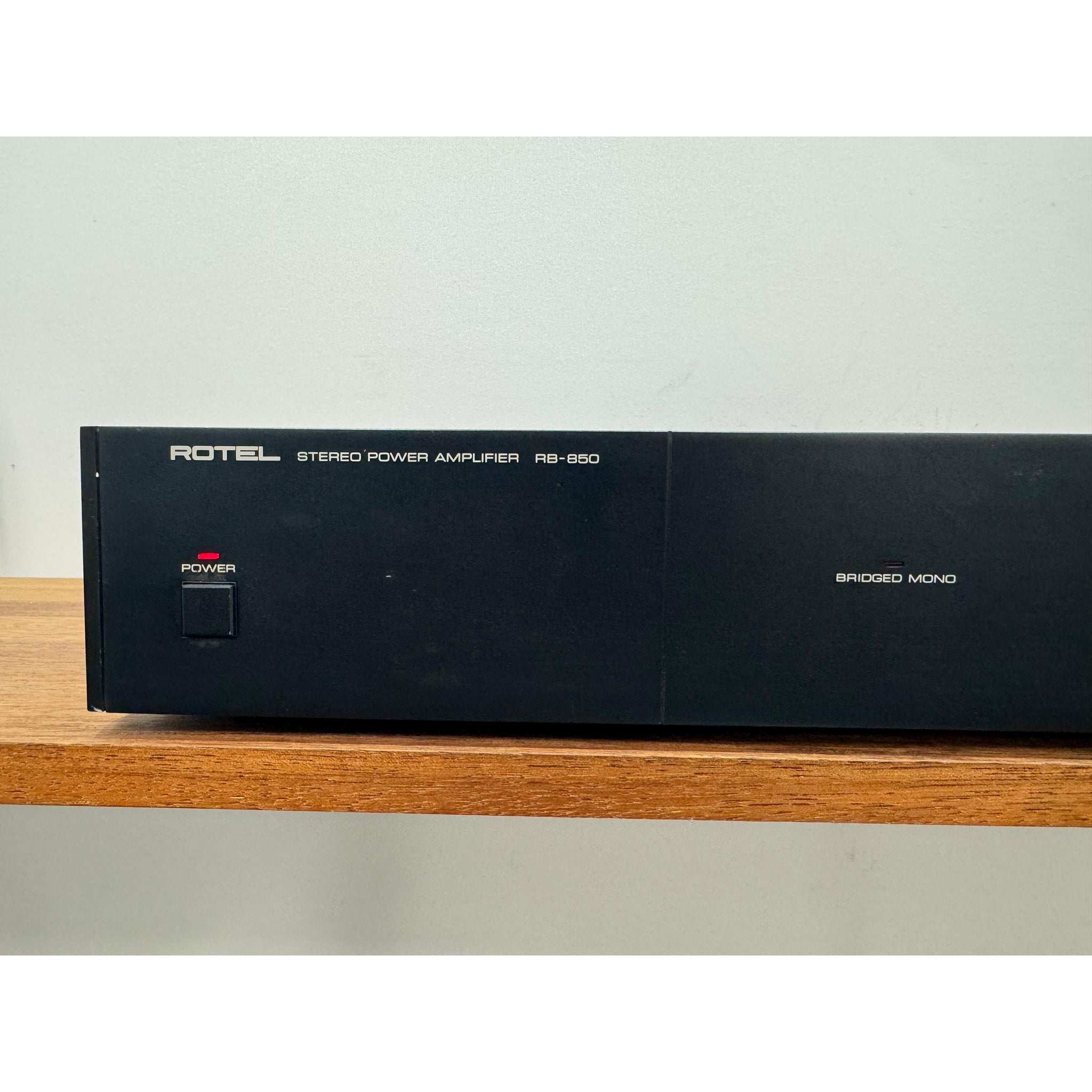 Rotel RB-850 Stereo Power Amplifier - Pre Loved