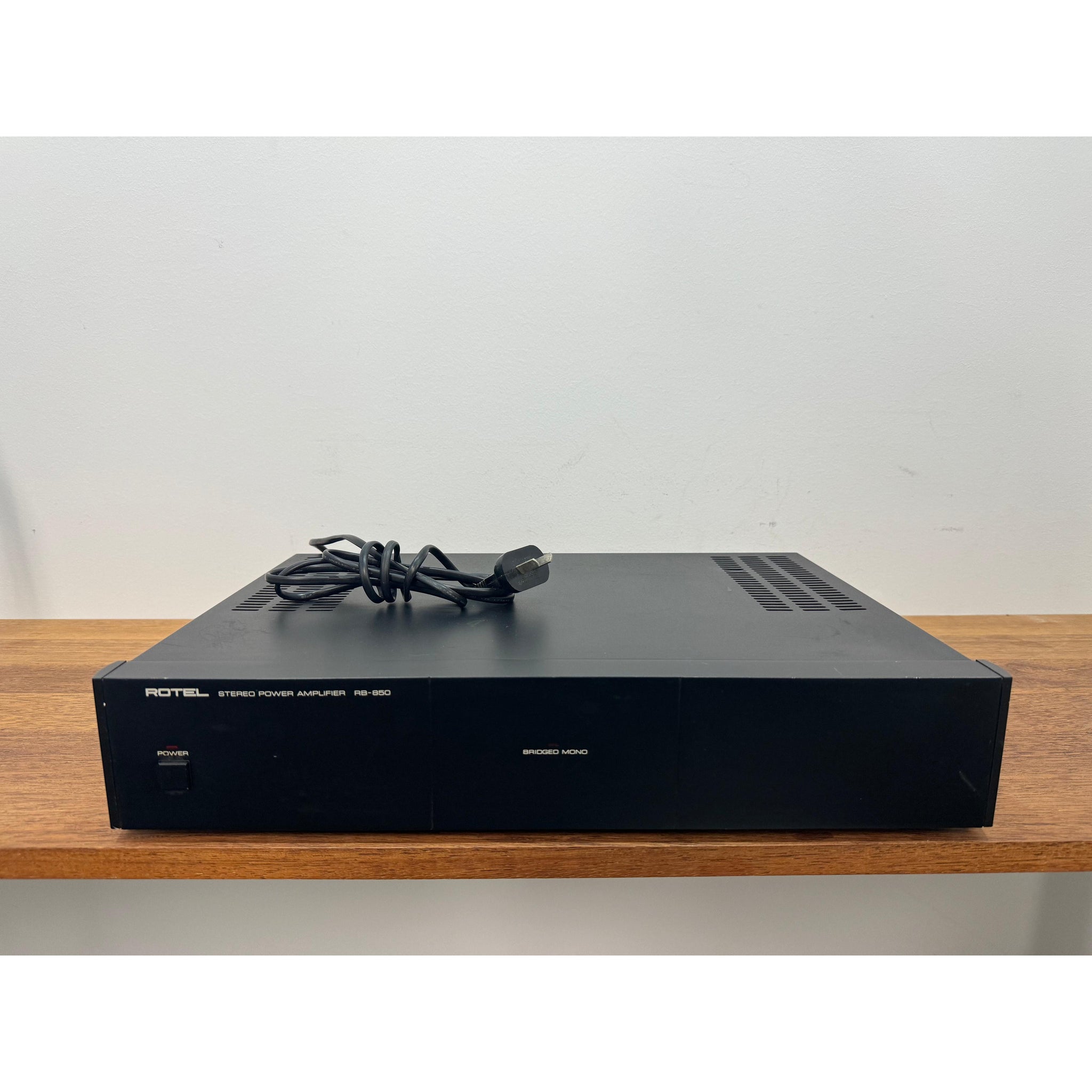 Rotel RB-850 Stereo Power Amplifier - Pre Loved