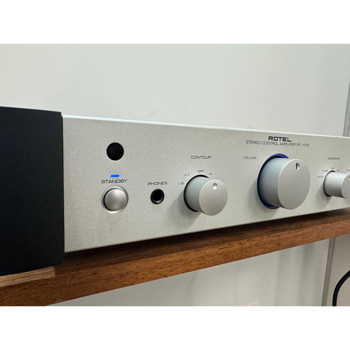 Rotel RC1070 Pre-Amplifier - Pre Loved