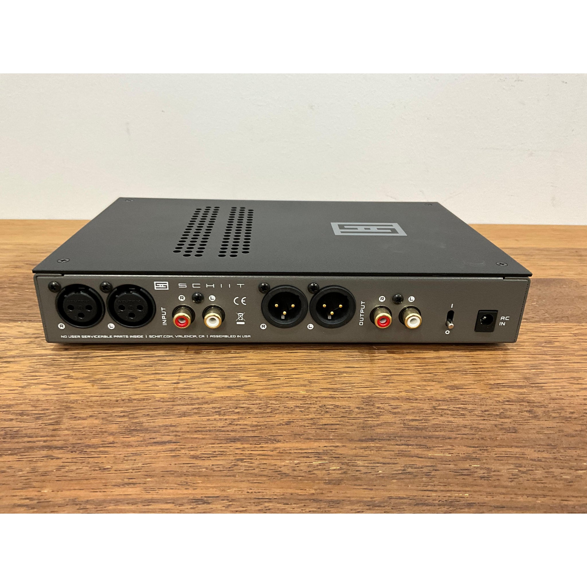 Schiit Audio Magnius Headphone Amp - Pre Loved