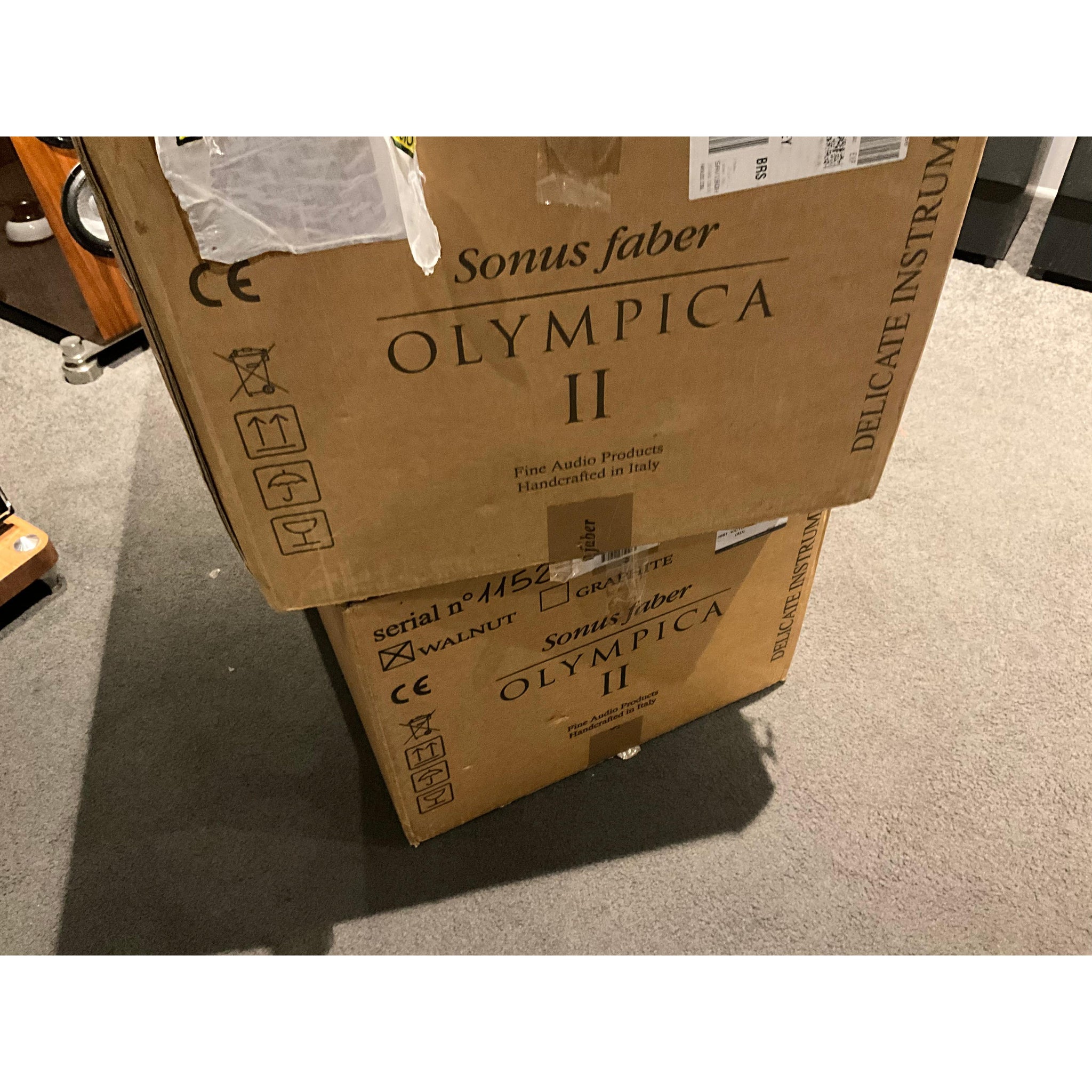 Sonus Faber Olympica 2 Tower Speakers timber finish, Pre Loved