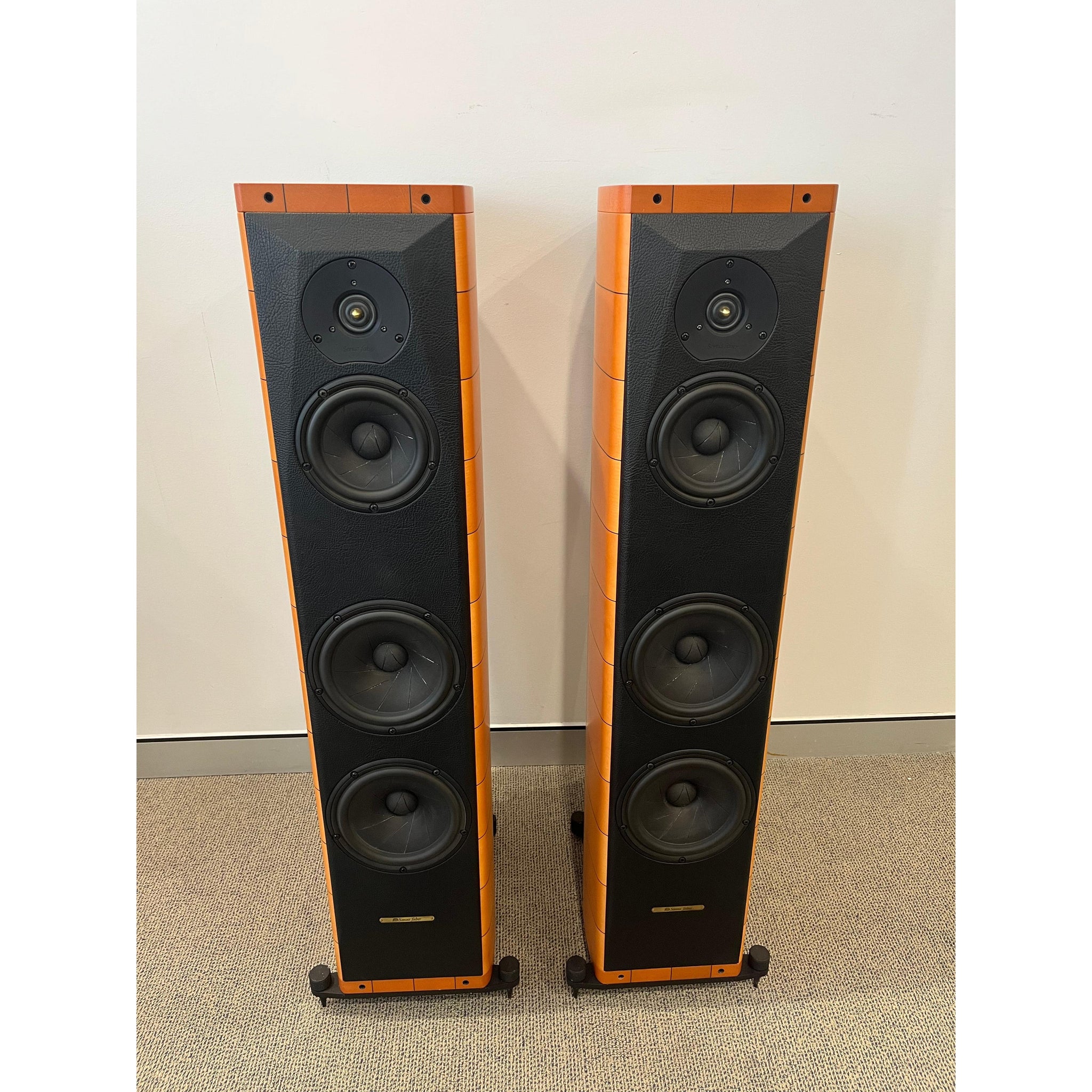 Sonus faber Cremona floorstanding loudspeakers - Pre Loved