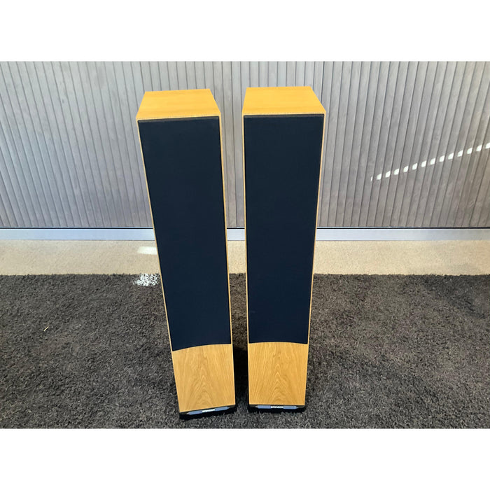 Spendor D9 Light Oak Tower Speakers English made - Pre Loved