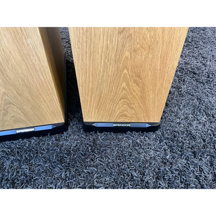 Spendor D9 Light Oak Tower Speakers English made - Pre Loved