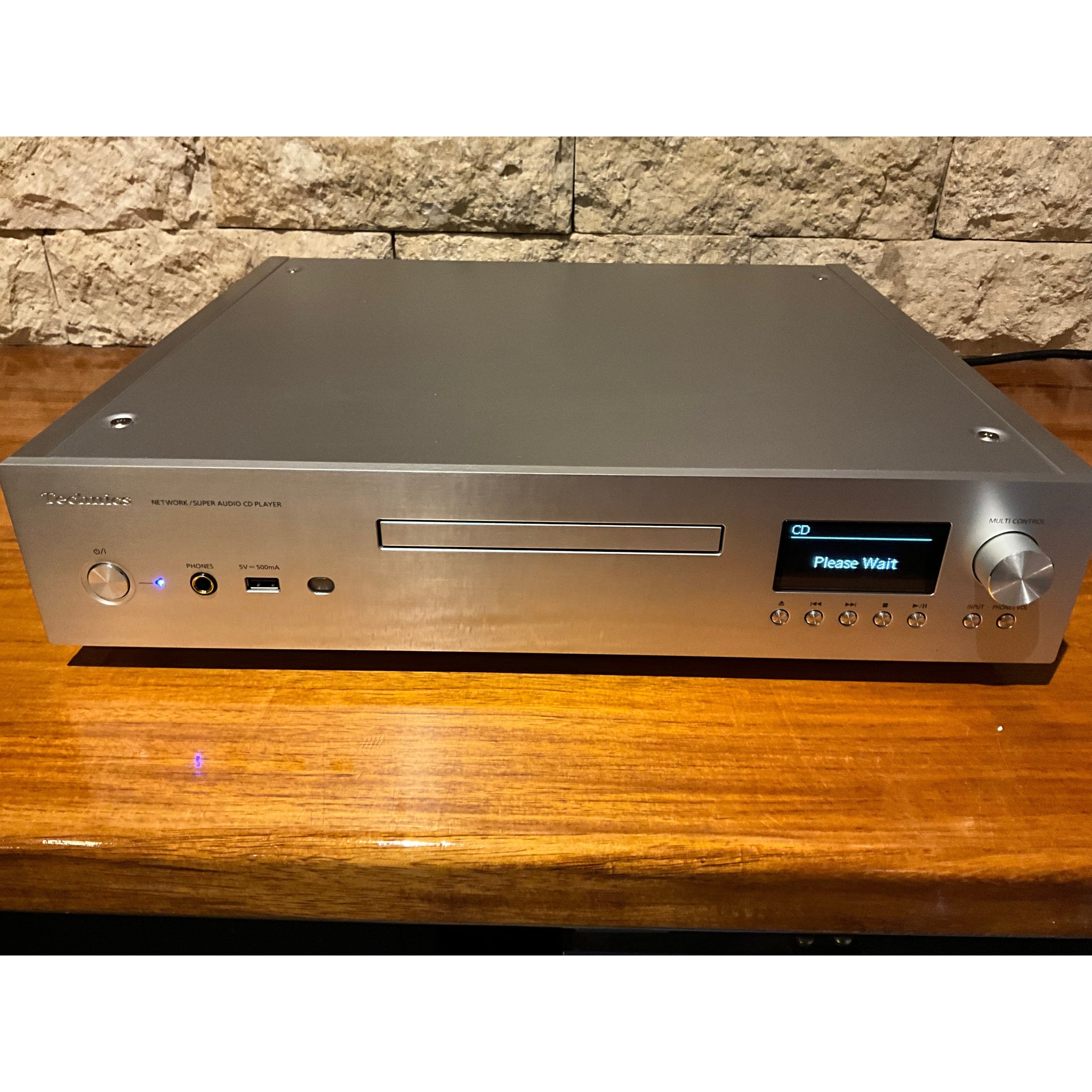 Technics SL-G700 Super Audio CD player and Network player, Silver, Pre Loved