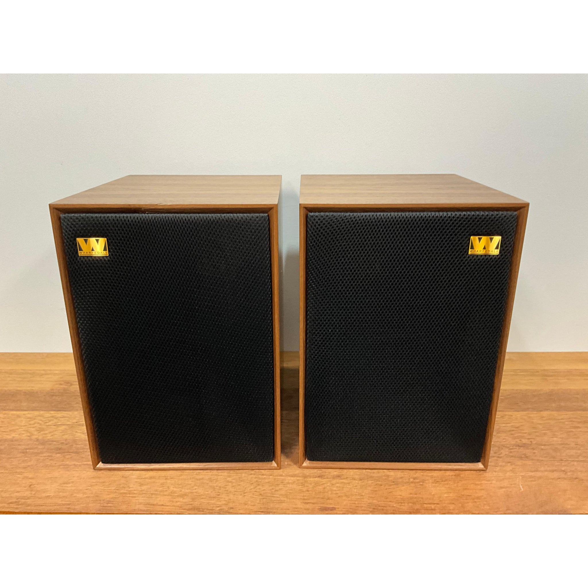Wharfedale - Denton 85th Anniversary - Bookshelf Speakers, Mark on top, Preloved