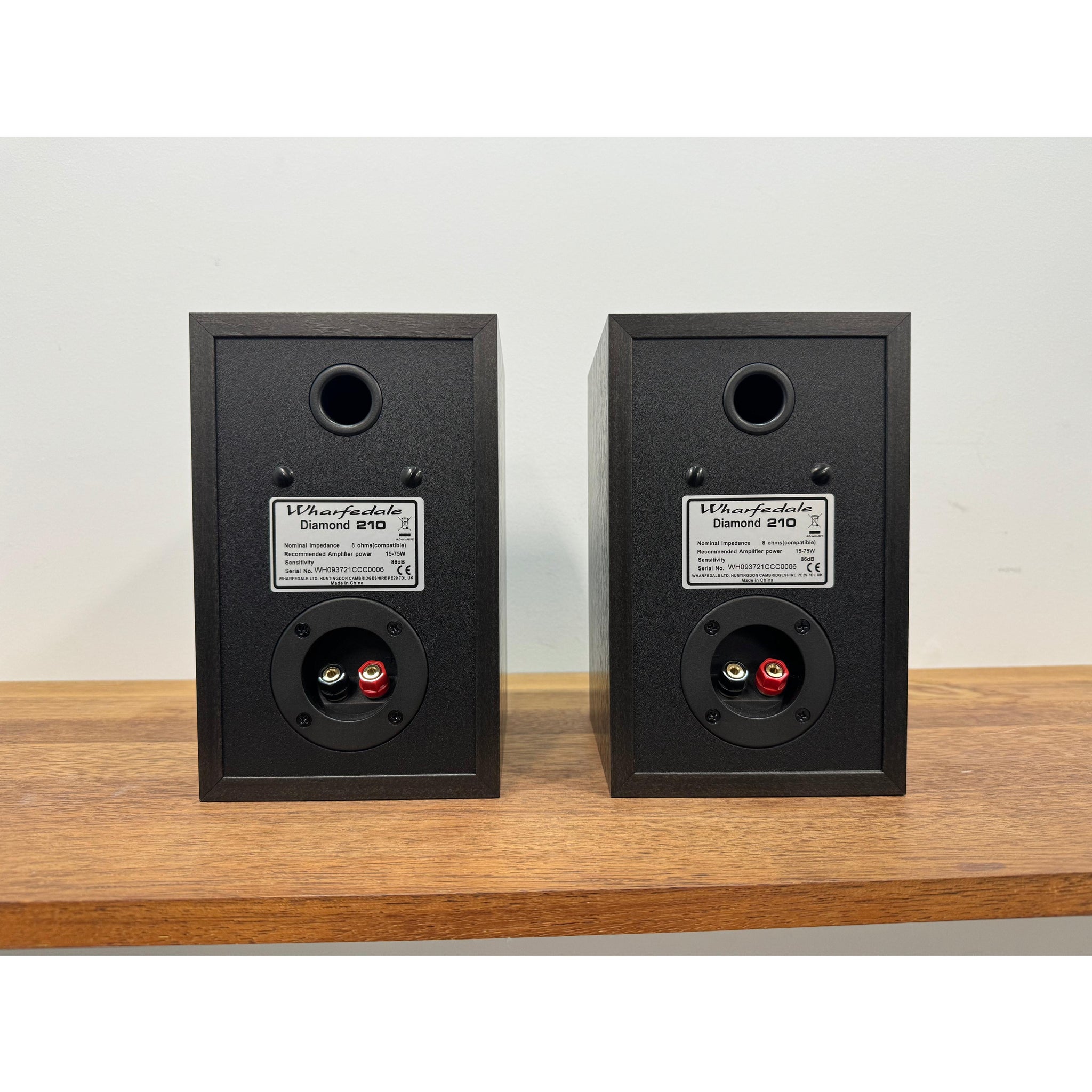 Wharfedale Diamond 210 bookshelf speakers - Pre Loved