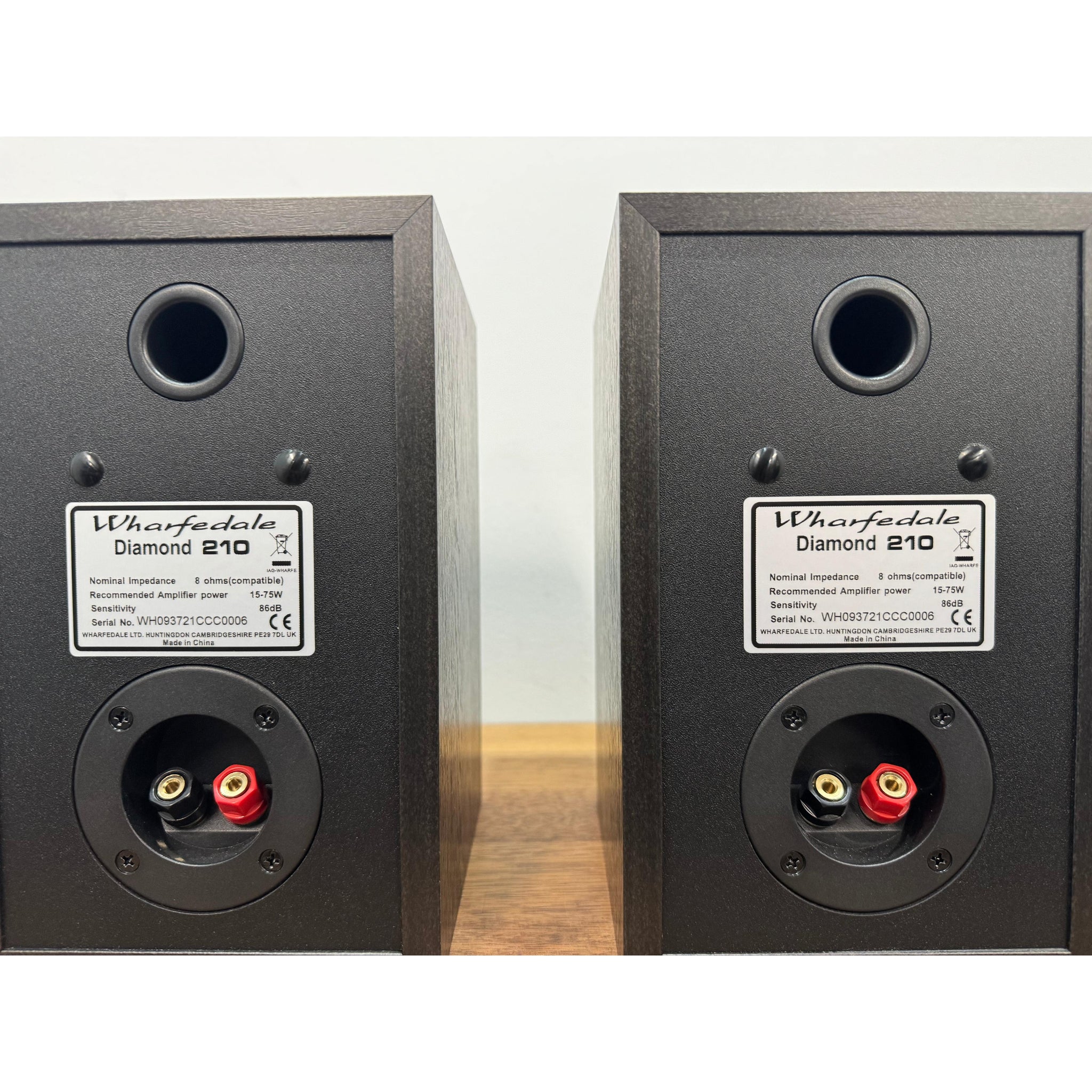 Wharfedale Diamond 210 bookshelf speakers - Pre Loved