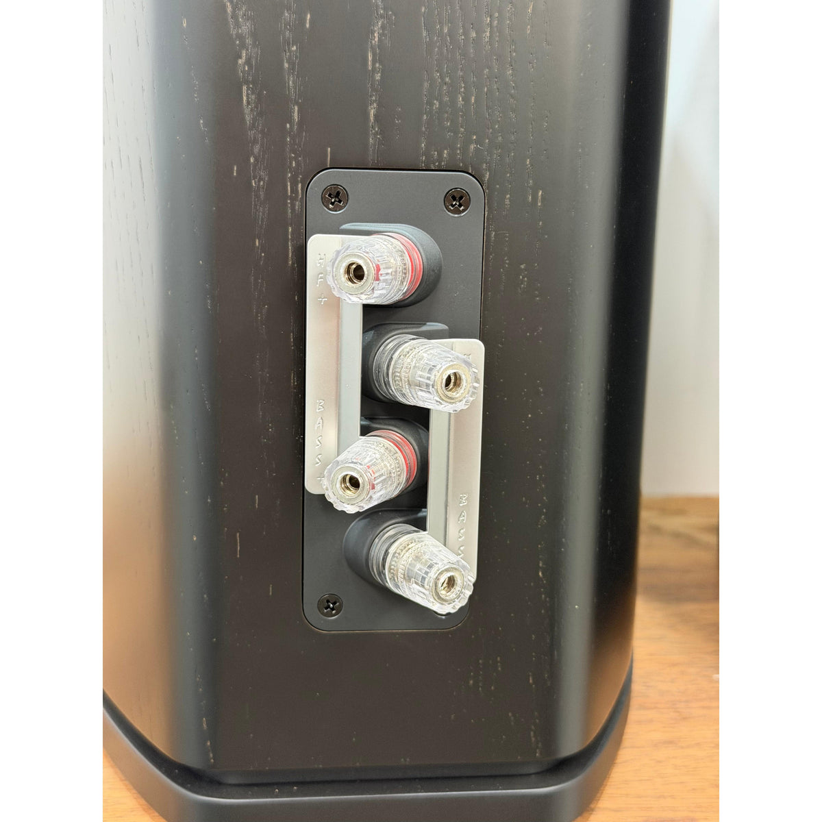 Wharfedale EVO 4.2 Bookshelf speakers - Pre Loved