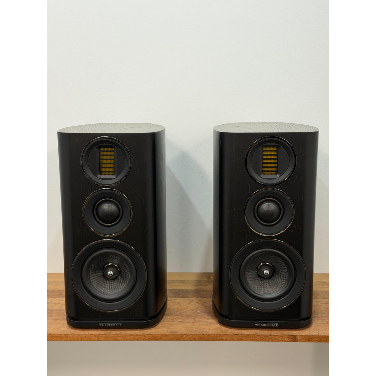 Wharfedale EVO 4.2 Bookshelf speakers - Pre Loved
