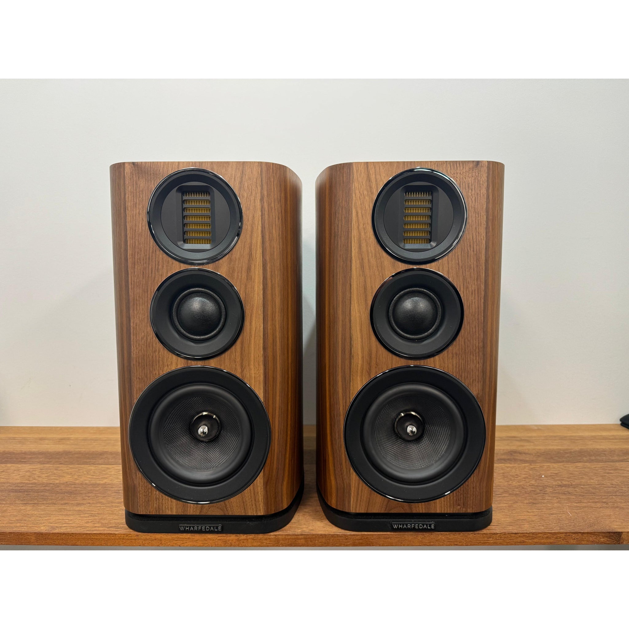 Wharfedale Evo 4.2 Bookshelf Speakers- Walnut, Pre Loved
