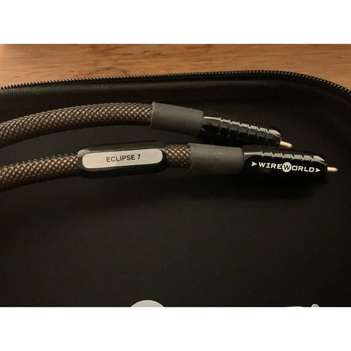 Wireworld Eclipse 7 RCA to RCA pair of interconnects, half metre, pre loved