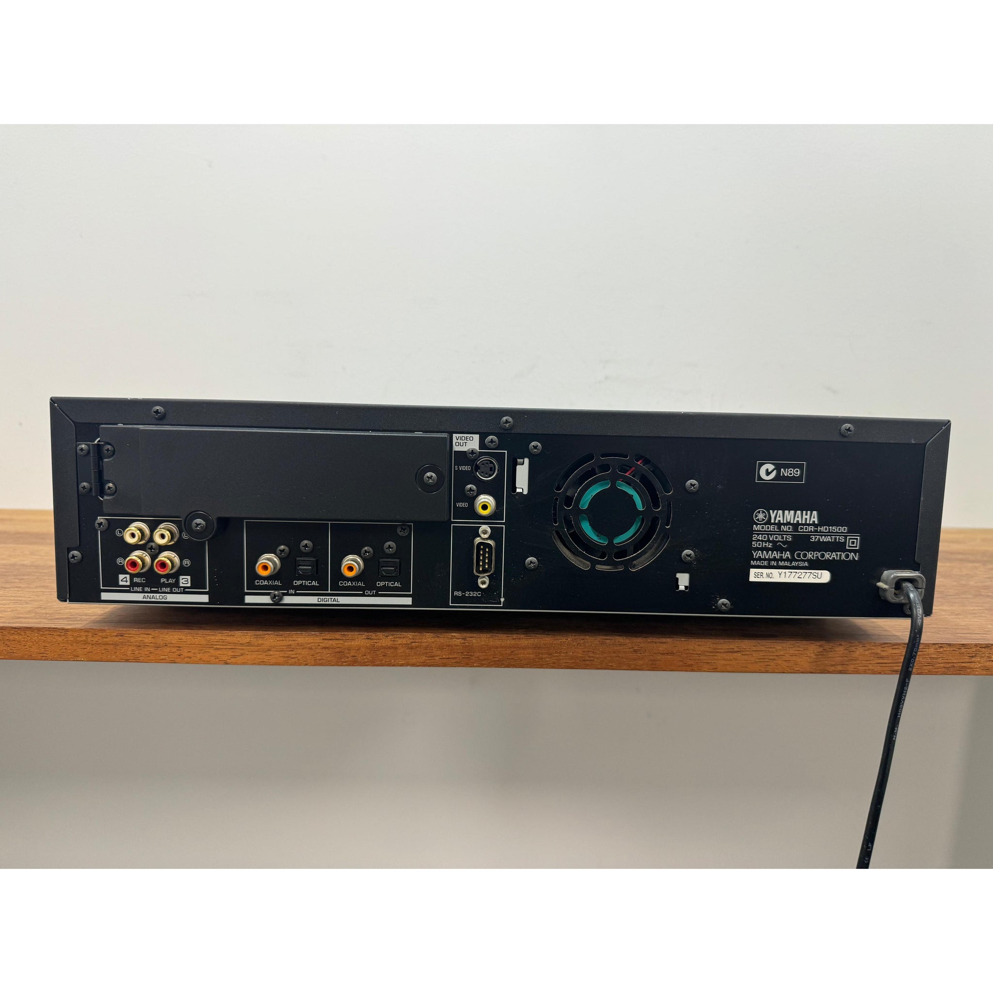YAMAHA CDR - HD1500 CD recorder - Pre Loved