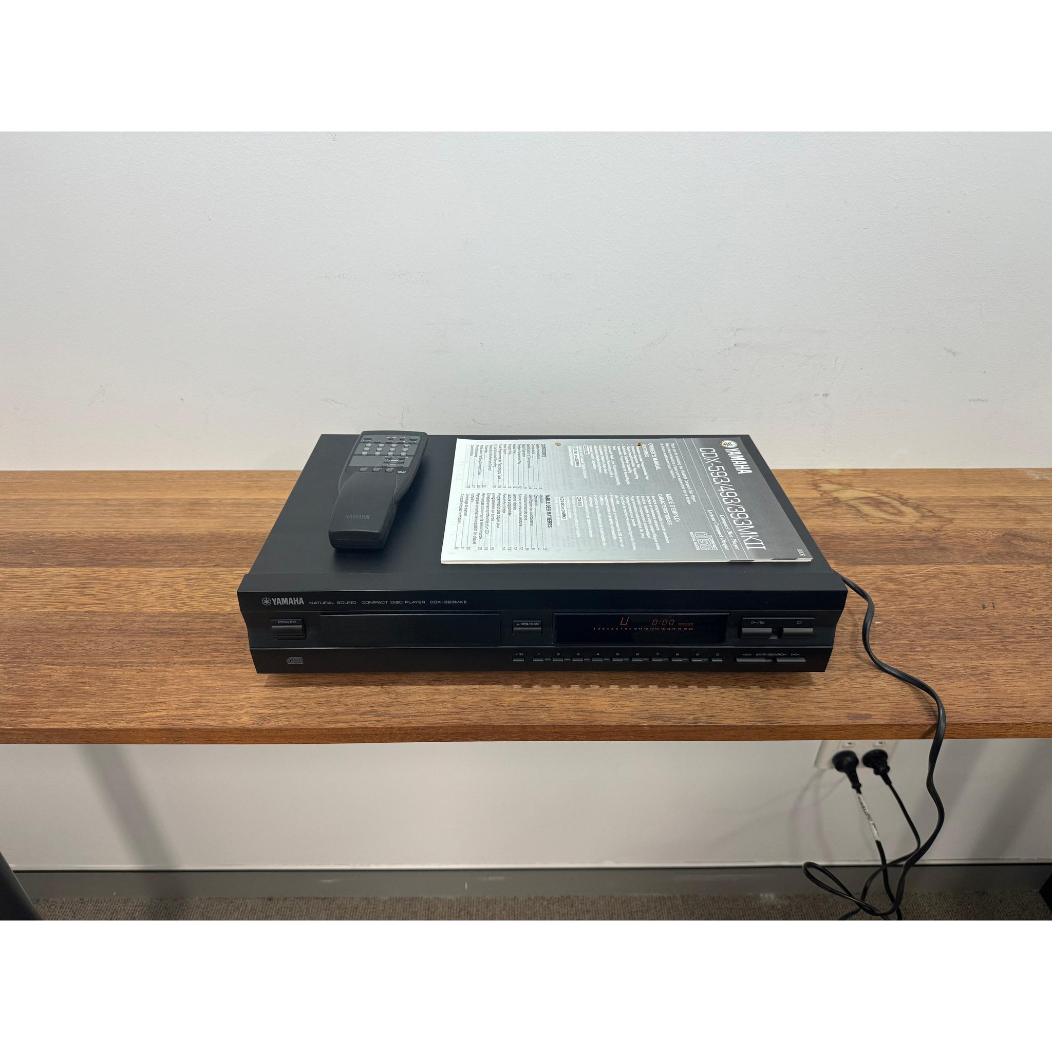 Yamaha CDX-393 mkii CD Player - Pre Loved