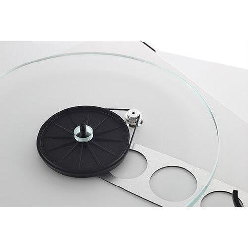 Rega - Planar 3 - Turntable (Includes Lid)