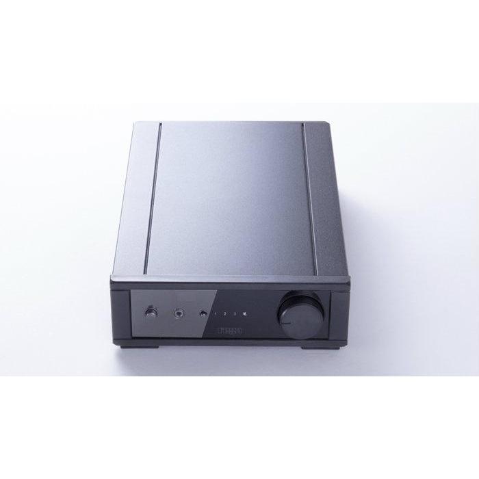 Rega - io - Amplifier