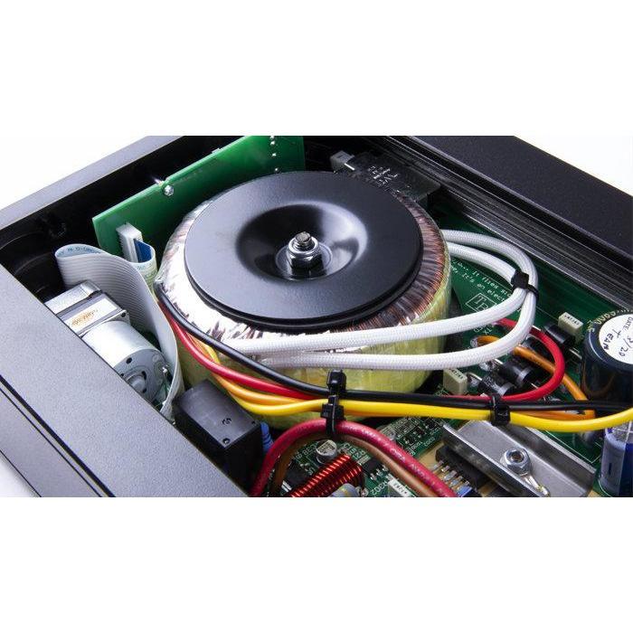 Rega - io - Amplifier